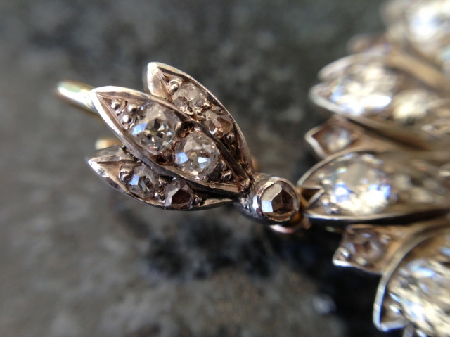 Antique diamond pendant / brooch Antique diamond pendant / brooch