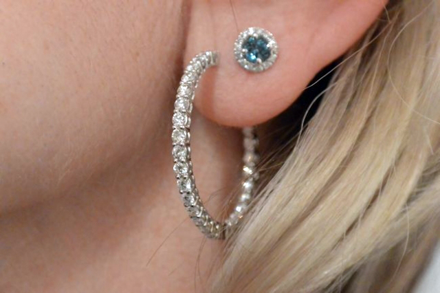 Catmom's 2.5-carat diamond hoops with blue zircon and diamond studs