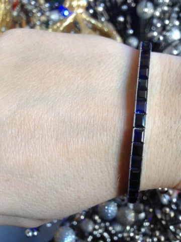 Circe's 10-carat sapphire bracelet