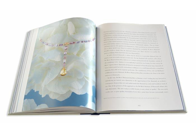 De Beers Jewellery book