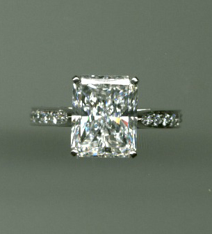 Drew Barrymore's engagement ring from Will Kopelman