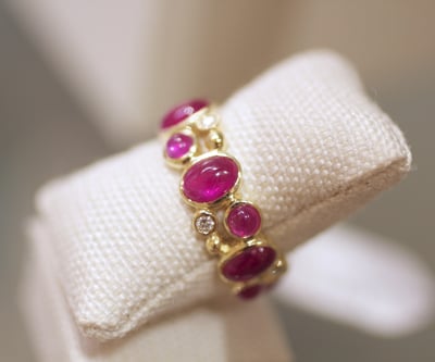 Elizabeth Showers Madeleine ring with rubies and diamonds