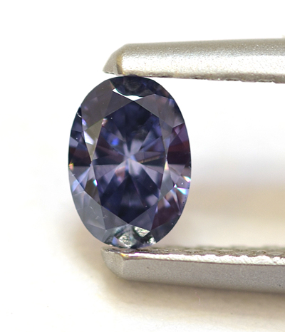 0.17-carat fancy deep violetish blue diamond • Leibish & Co.