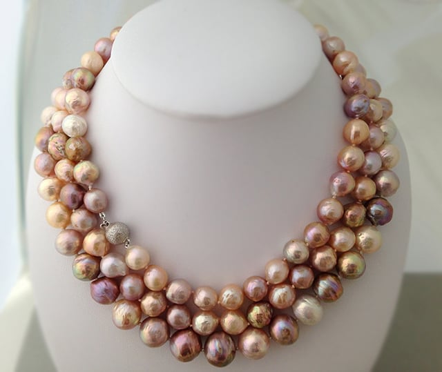 Stunning multi-color freshwater ripple pearl necklace