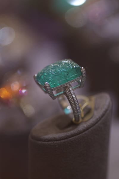 Goshwara carved emerald and diamond ring