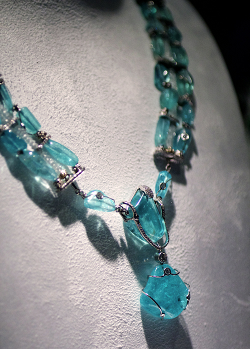 Mozambique 'Paraiba' Tourmaline Necklace by Hubert Gems