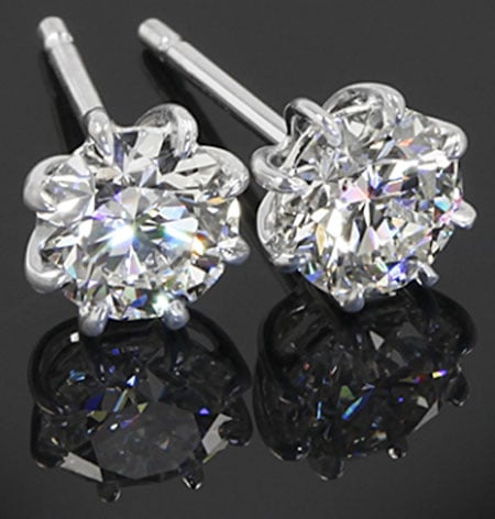Andelain's Custom 8-Prong Stud Earrings (Front View) - image by Whiteflash Andelain's Custom 8-Prong Stud Earrings (Front View) - image by Whiteflash