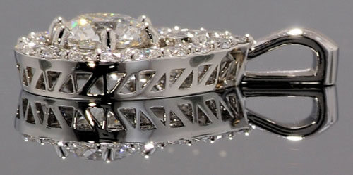 binky5450's Pear Halo with Round Center Diamond Pendant (Side View) - image by Wink Jones binky5450's Pear Halo with Round Center Diamond Pendant (Side View) - image by Wink Jones