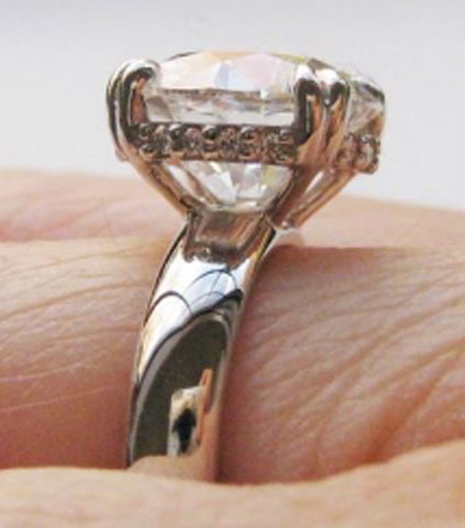 luckyhonu's 3.366 Carat Diamond Engagement Ring (Side View) - image by luckyhonu