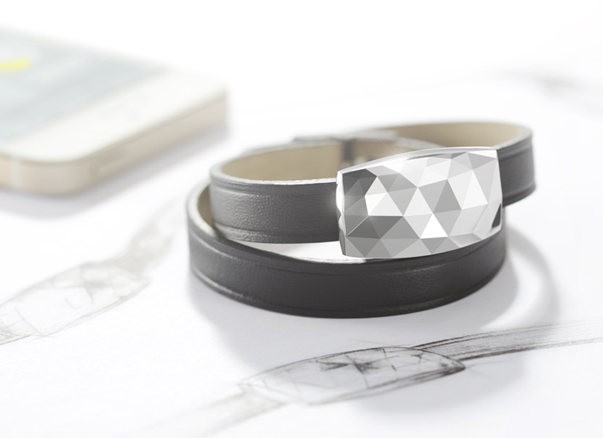 JUNE bracelet by Netatmo measures sun exposure