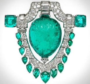 Emerald and diamond brooch owned by Marjorie Merriweather Post