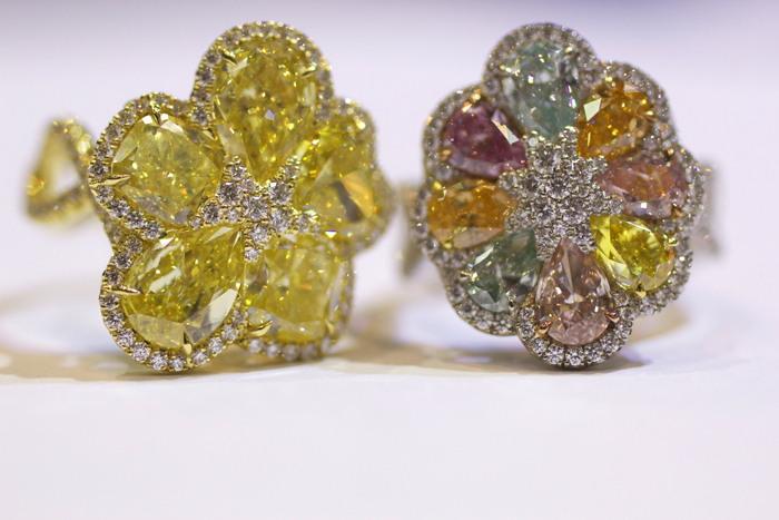 Rahaminov Diamonds Vibrant Bloom diamond ring with fancy yellow diamond ring • Image Erika Winters