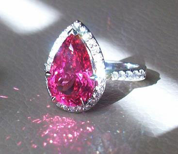 Chrono's Pear Neon Red Mahenge Spinel Halo Ring (Sparkle View) - image by Chrono