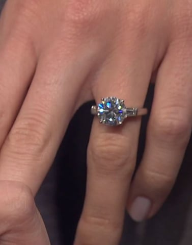 Allison Williams' classic engagement ring