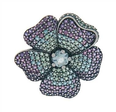 Glorious bloom pendant and brooch at Pandora 