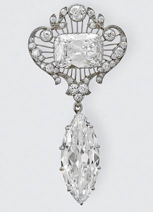 The Cullinan VI and VIII Brooch