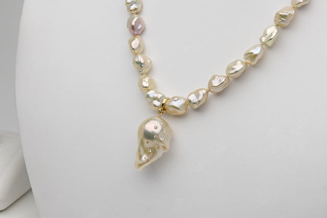 Pearl Paradise fireball pearl necklace with diamonds shared by pinkjewel