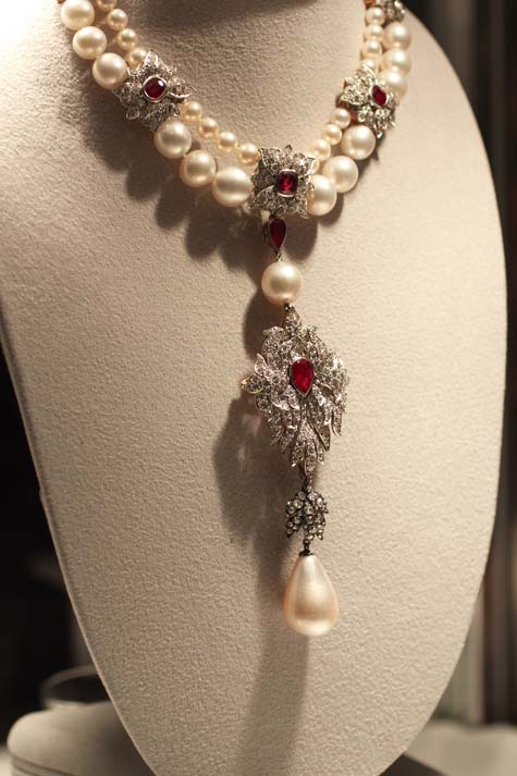 La Pérégrina - The Legendary Pearl Necklace