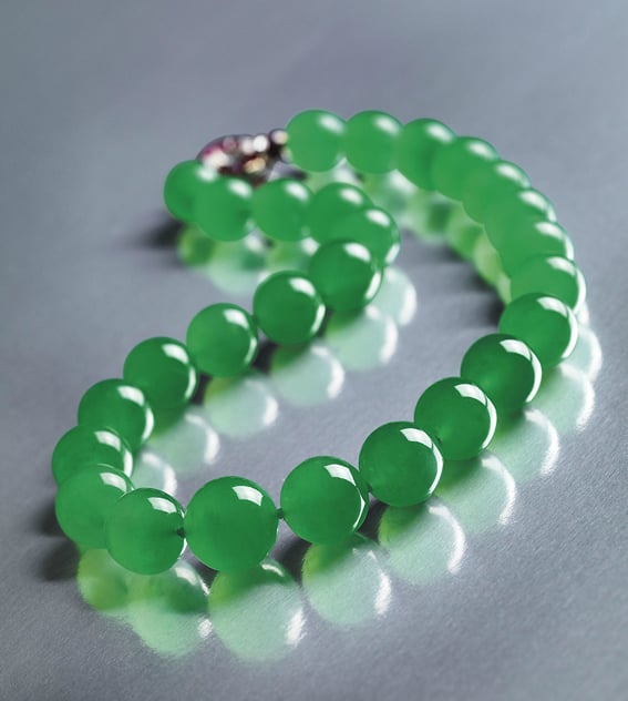 The Hutton-Mdivani jadeite necklace • Sotheby's Hong Kong