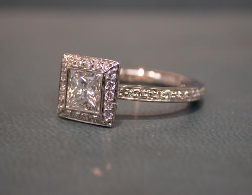 Ritani Endless Love halo engagement ring