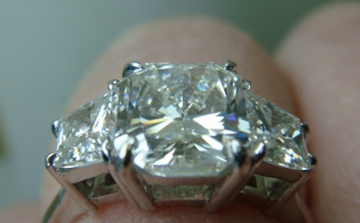 This Engagment Story is Radiant!