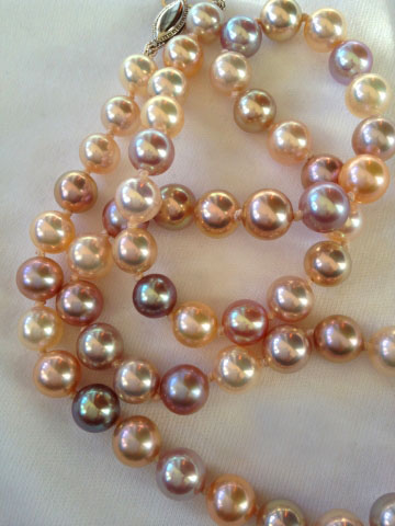 Metallic Freshwater Pearl Necklace