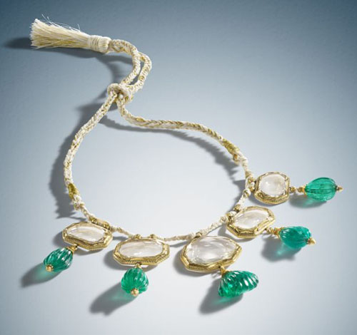 Bonhams offers important 17th century Mughal Mirror diamond necklace for private sale