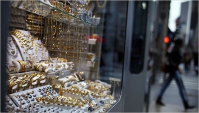 Gold Prices Rise
