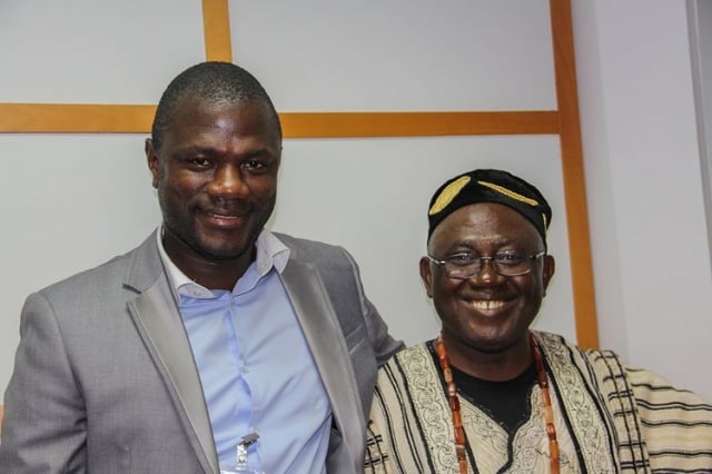 Above (left to right): The Peace Diamond’s owner, Pastor Emanuel Momoh and the President of Sierra Leone, Dr. Ernest Bai Koroma.