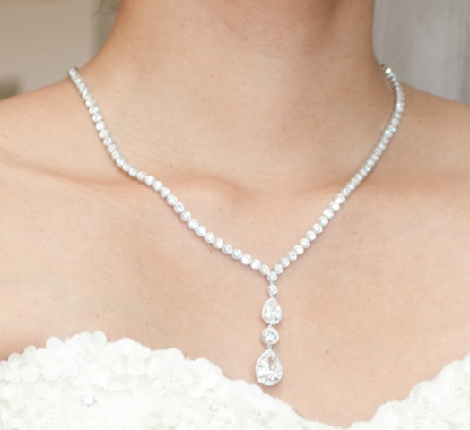 Peachy4397's 20 ct Pear Diamond Necklace TBT Peachy4397's 20 ct Pear Diamond Necklace TBT