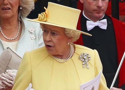 Queen Elizabeth II wearing Queen Mary's True Lover's Knot Brooch