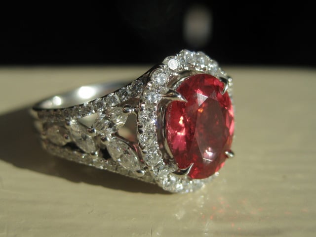 Red Spinal and Diamond ring - image by Aljdewey