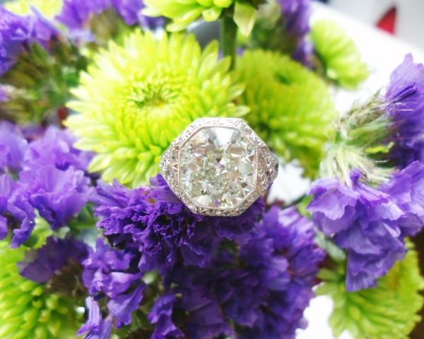 Rika's Stunning Engagement Ring Rika's Stunning Engagement Ring