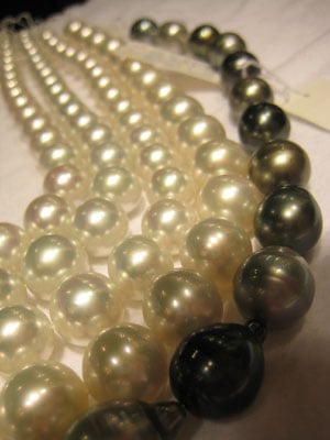 South Sea and Tahitian Pearls