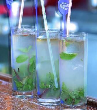 51988157.Mojitos.jpg