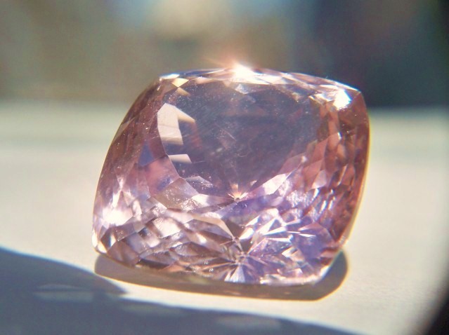 53kunzite.jpg