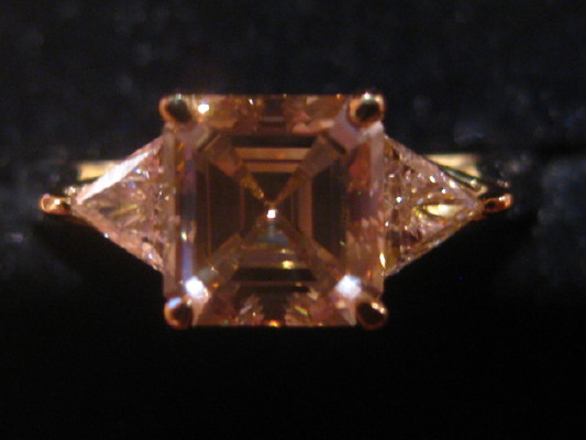 Diamond%20Asscher%201_1_1%20trim%20for%20ps.JPG