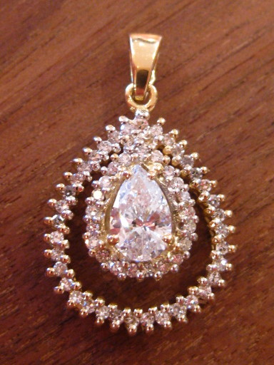 Diamond%20Pear%20Pendant.jpg