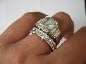 Didiamondasschereternityring2.jpg