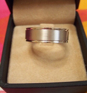 FIs%20Signed%20Pieces%20Ring.JPG