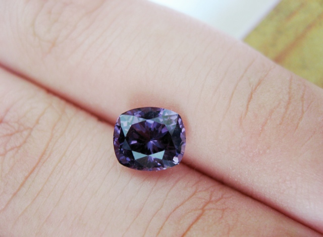 LIB_cushionspinel_406.jpg