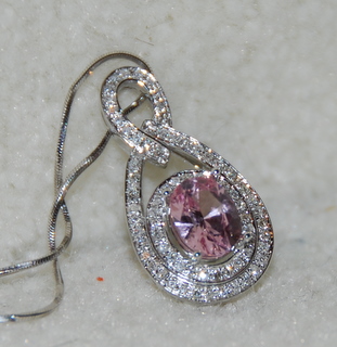 Pendant_Pink%20Spinel-1.JPG