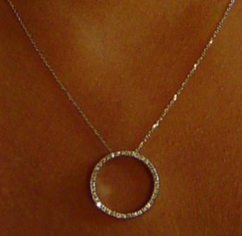 diamond%20circle%20pendant%20b.jpg