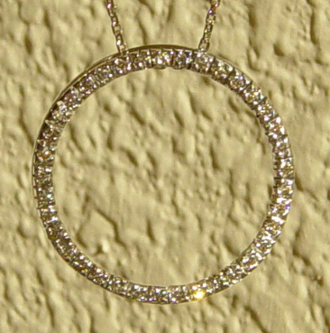 diamond%20circle%20pendant%20c.jpg