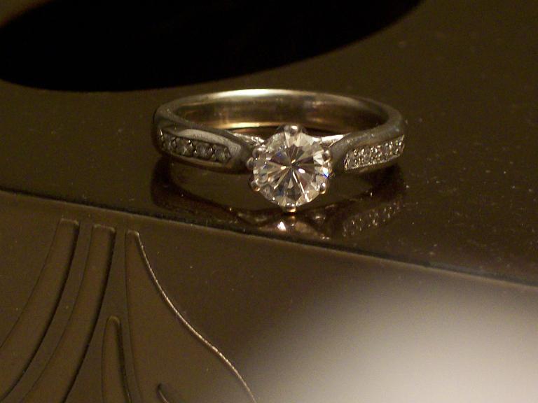 mylovelyring11.jpg