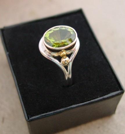 peridot%20ring%20complete1.JPG