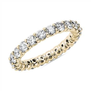 Comfort Fit Round Brilliant Diamond Eternity Ring in 18k Yellow Gold (2 ct. tw.)