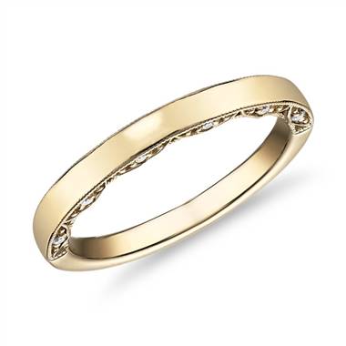 "Diamond Pave and Milgrain Profile Wedding Ring in 14k Yellow Gold"