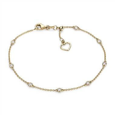 Diamond Station and Heart Bracelet  in 14k Yellow Gold (1/4 ct. tw.)