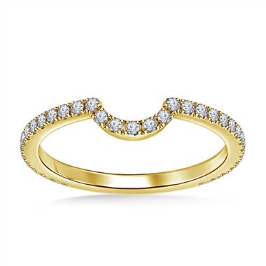 Diamond Wedding Band with Curve in 18K Yellow Gold (1/3 cttw.)